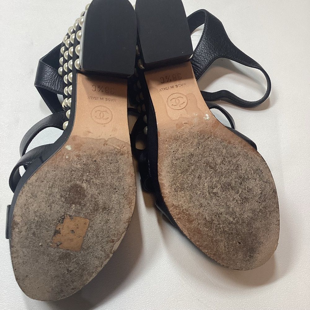 Chanel Calfskin Grosgrain Pearl Wedge‎ Sandals Size EU 38.5 Black - Picture 10 of 16
